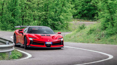 Ferrari SF90 XX Spider – front